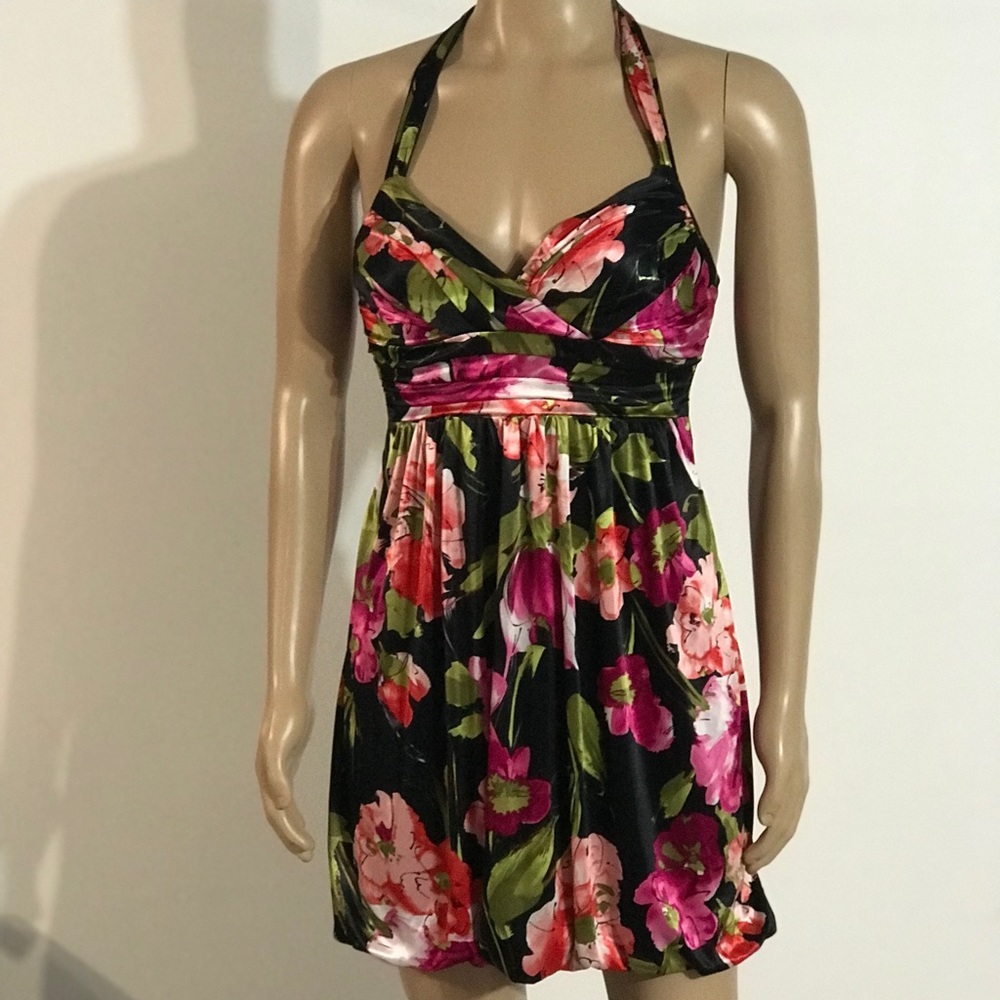 Women's Trixxi Floral Dress Size Large